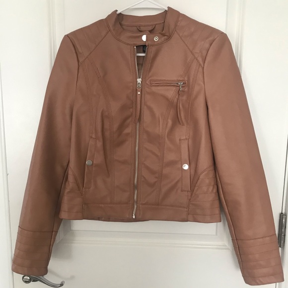 NWOT Vero Moda Leather Jacket (Faux) - Picture 2 of 4